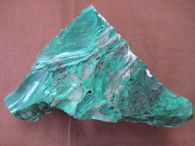 Malachite  Enlighted leadership, creativity, confidence, protection, a healed heart 2063